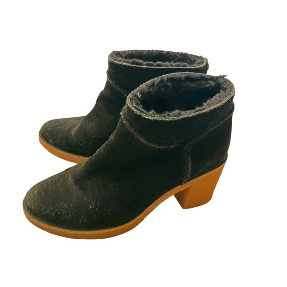 UGG Kasen chunky block heel black suede shearling ankle boots booties 3" US 7 - Picture 4 of 11
